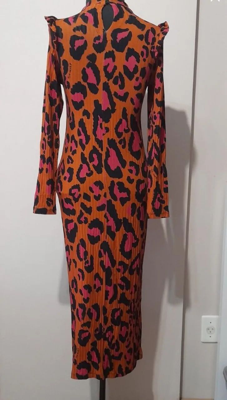 Vestido Midi Leopardo Pop FARM - Foto 5
