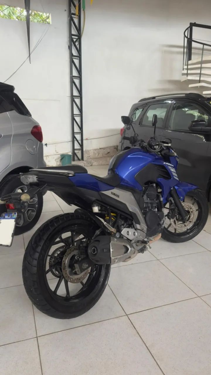 Fazer 250 Com Dois Pneus Zero - Foto 4