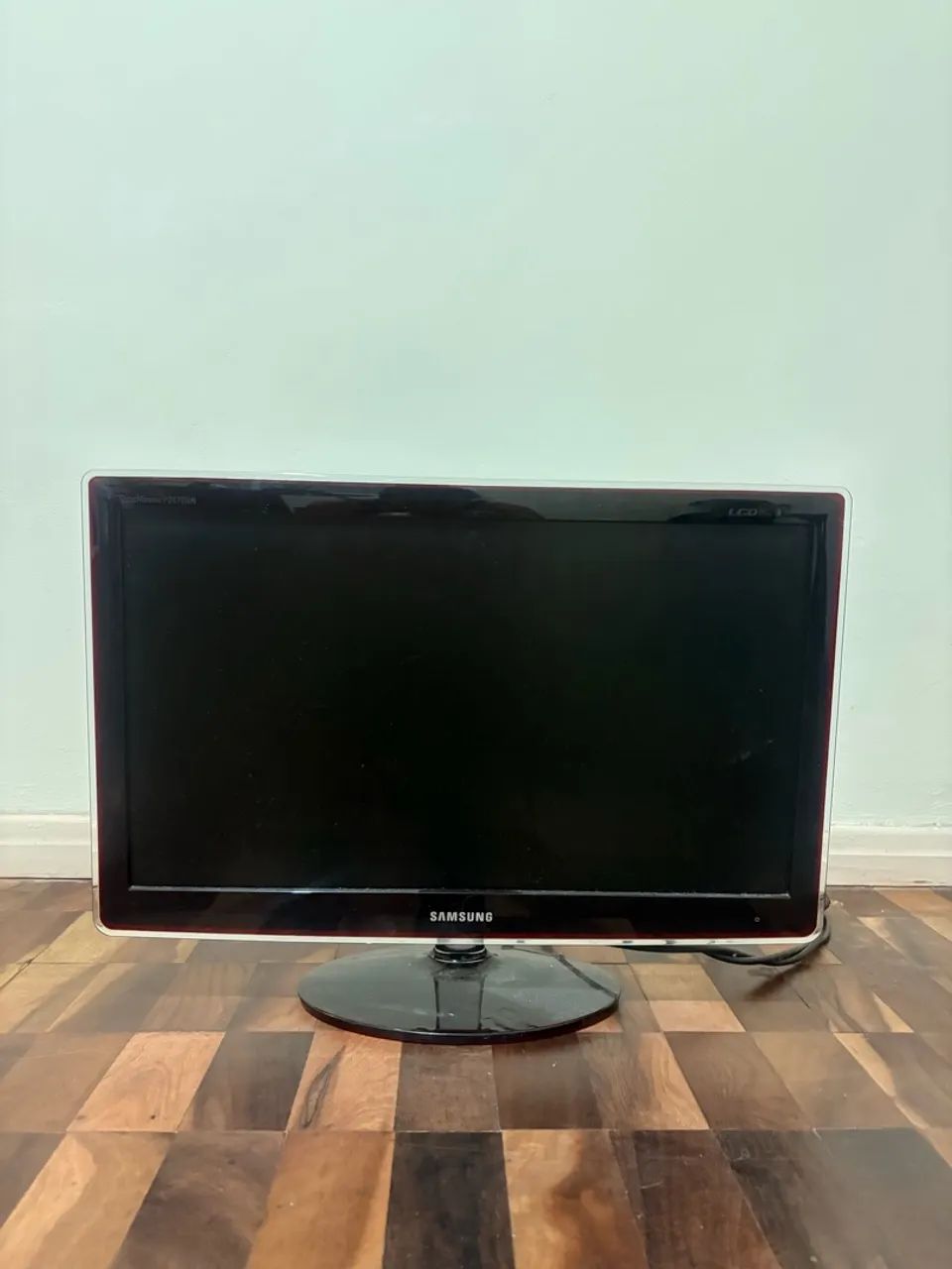 Monitor Samsung usado poucas vezes 