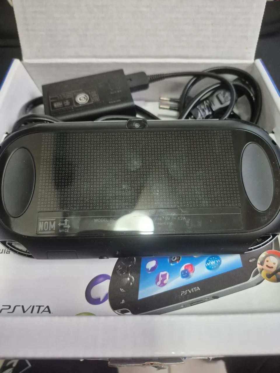 Ps Vita na caixa - Foto 3