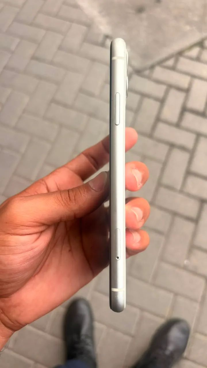 iPhone 11 128GB - Foto 2
