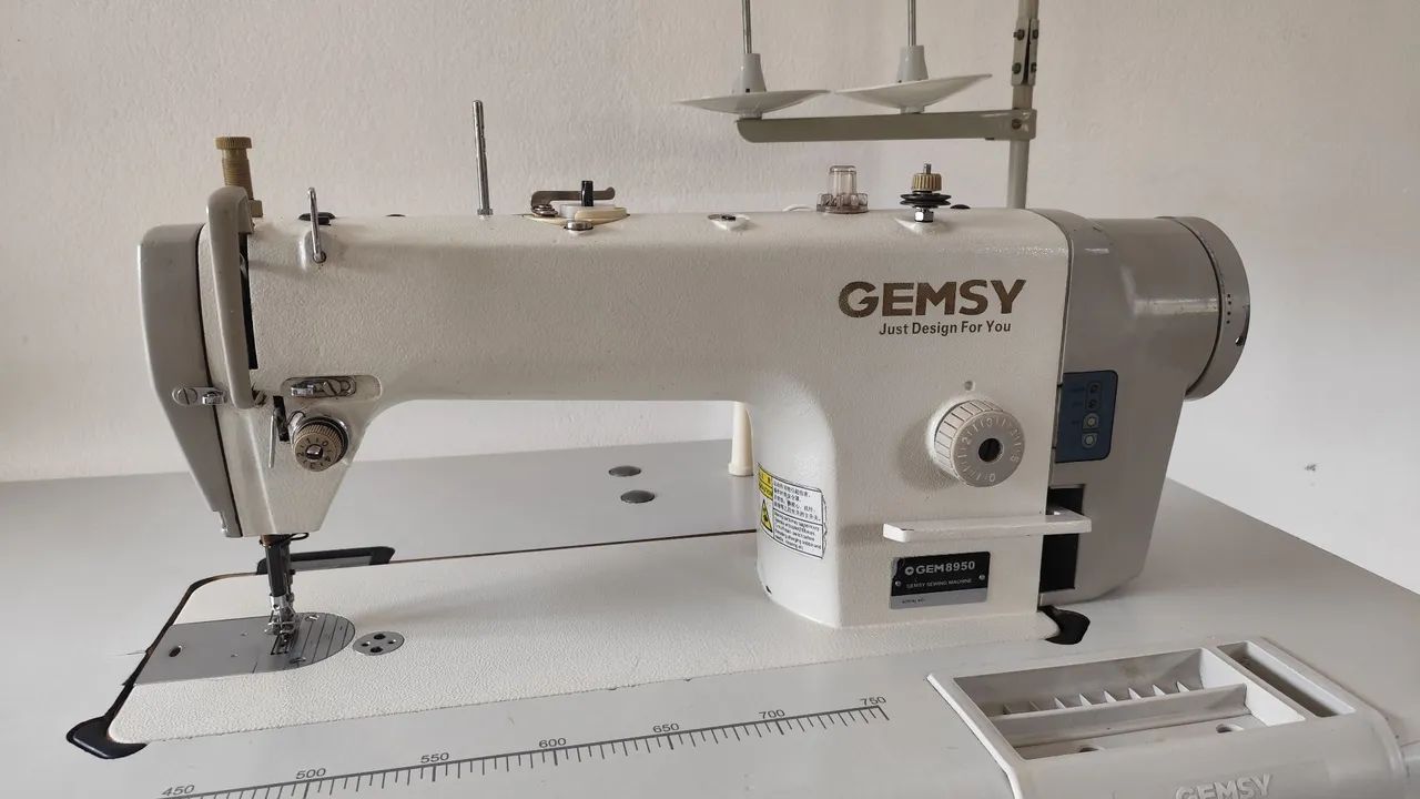 VENDO CONJUNTO DE MÁQUINAS DE COSTURA INDUSTRIAIS - ÓTIMO ESTADO - Foto 5