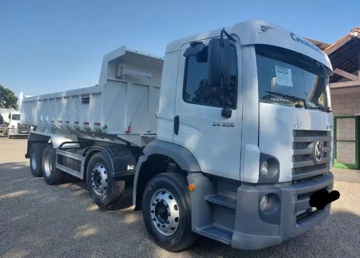 Vw 24250 bitruck caçamba 2012