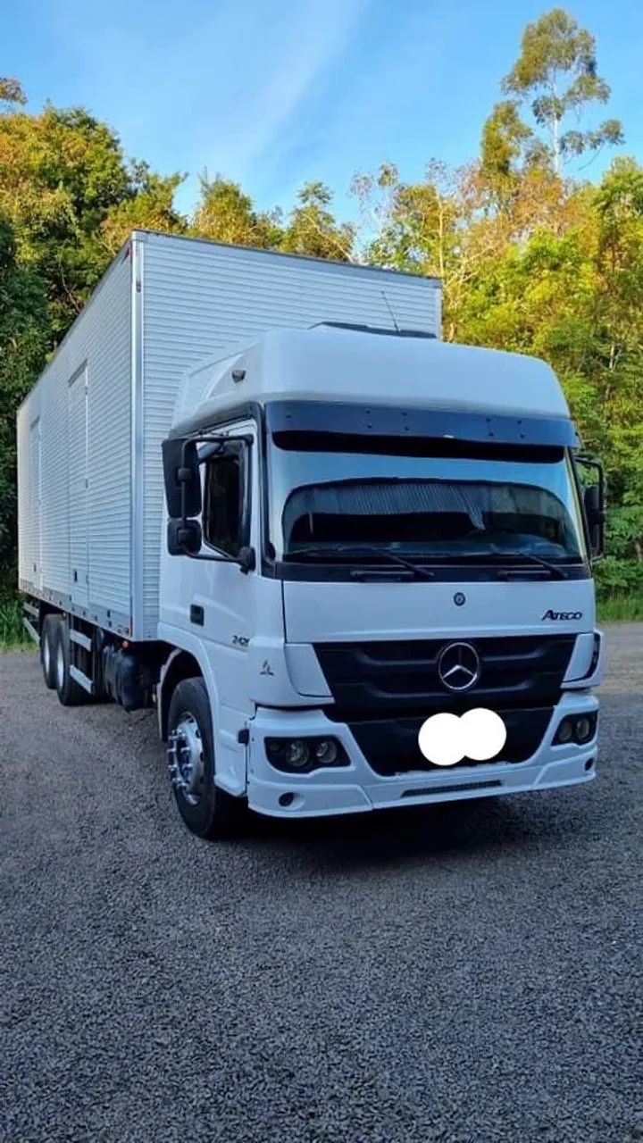 M.Benz/Atego 2426 Ano 2012 - Foto 4