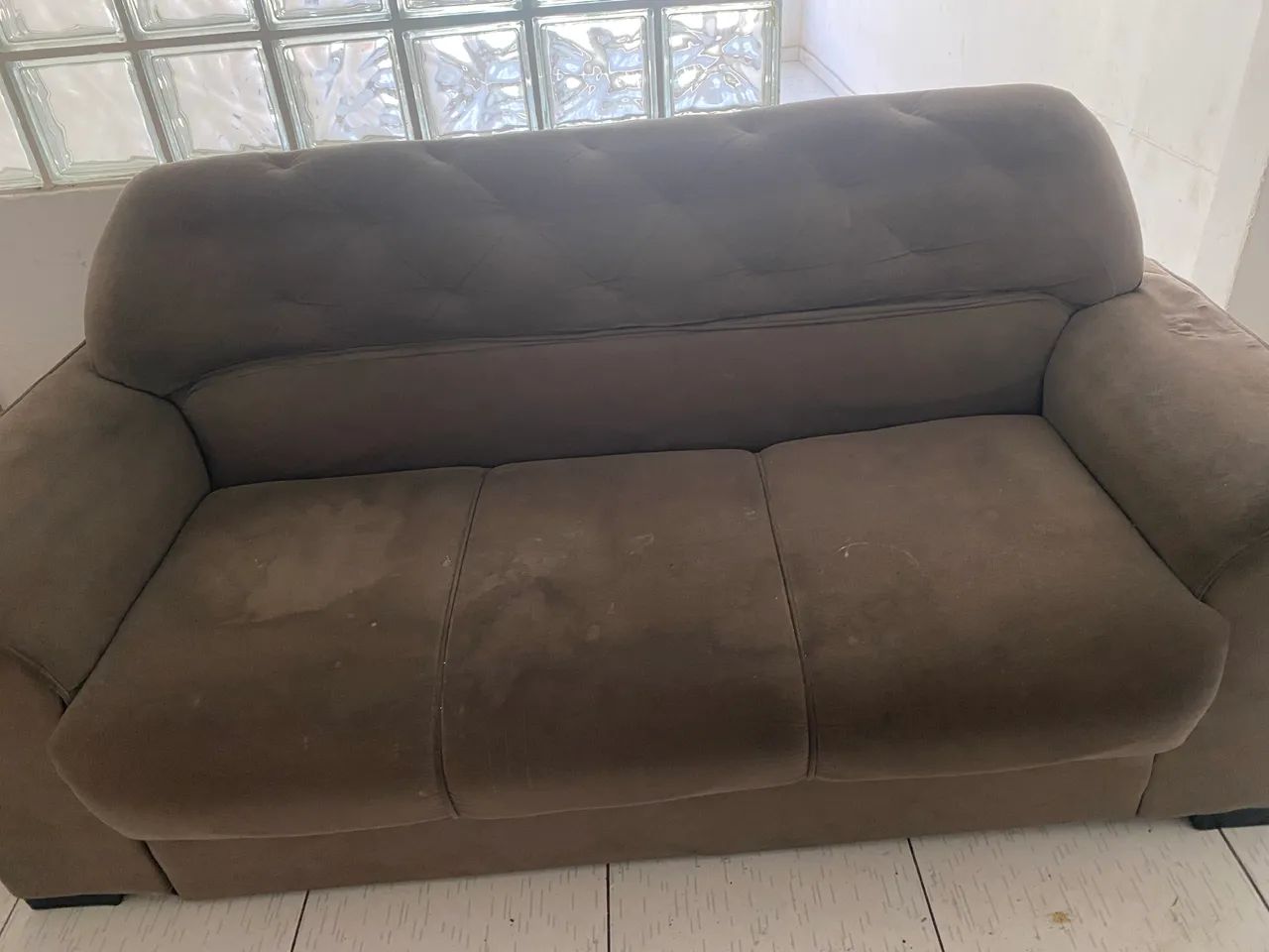 Sofá semi novo em ótimas condições 