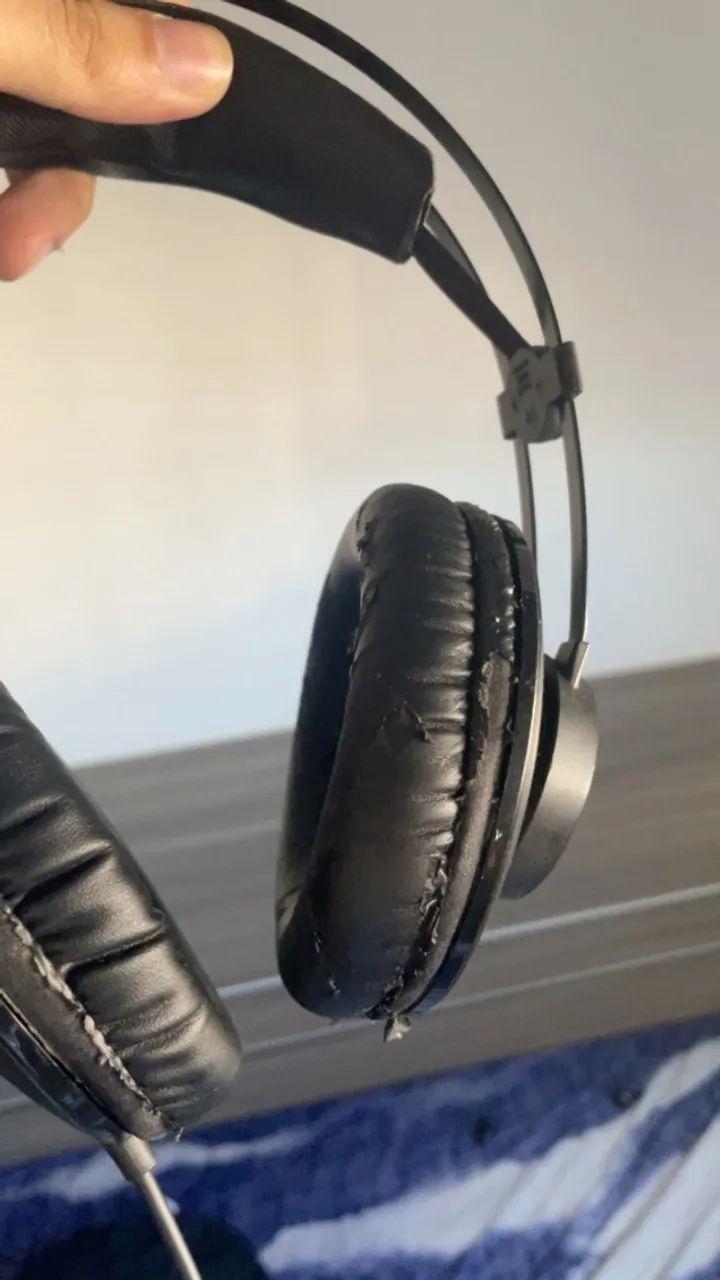Fone de ouvido - AKG - K72 - Foto 2