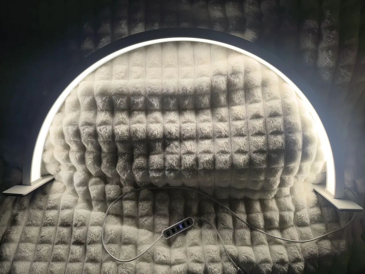 Luminária de Mesa Arco Meia Lua 48w