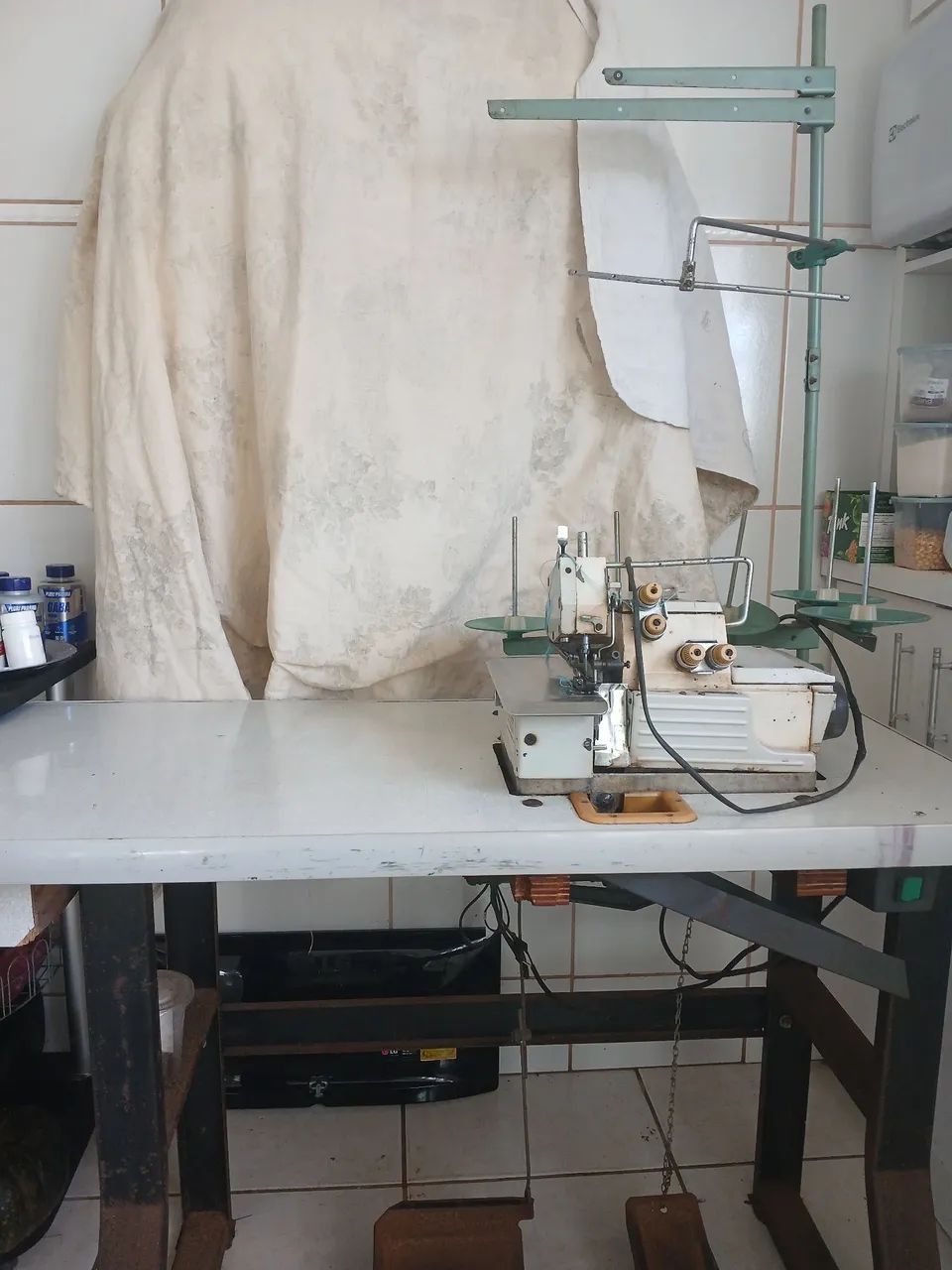 Vendo maquina overlock industrial  - Foto 2