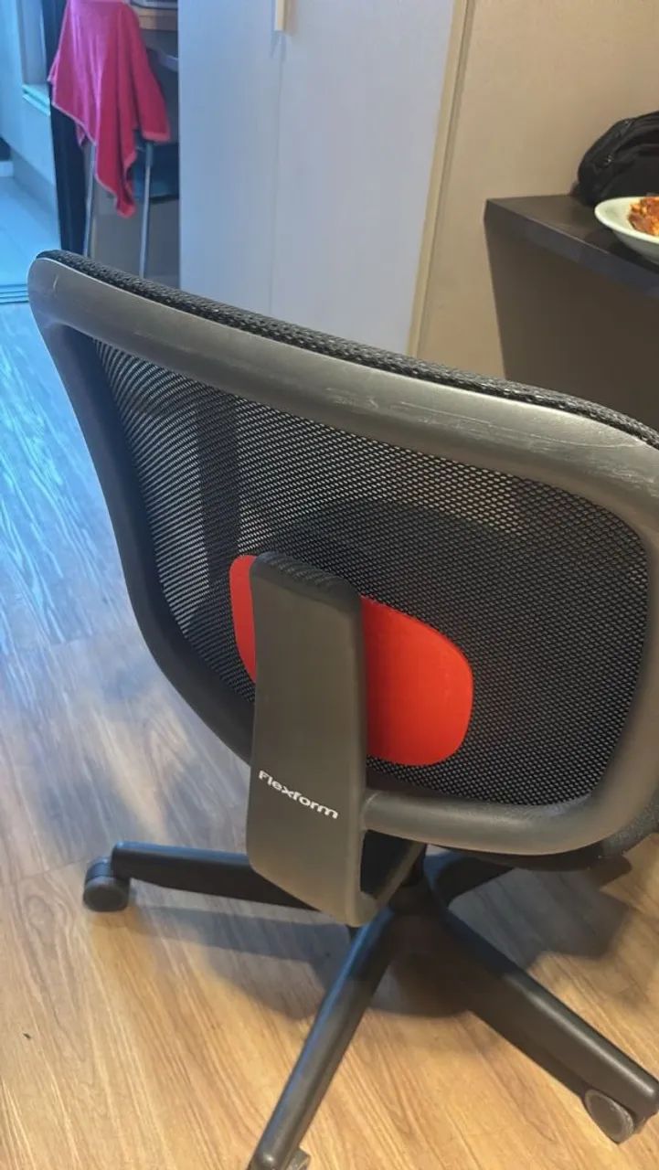 Cadeira ergonômica Flexform Dot Graphite N Red - Foto 3