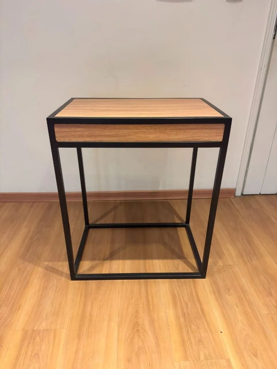 Mesa de MDF 71,5x39,5x59 cm