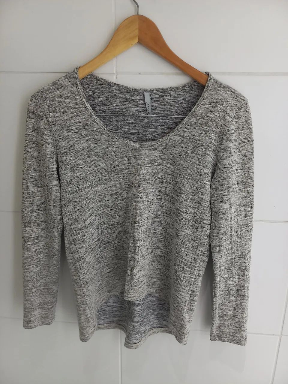 Blusa cinza
