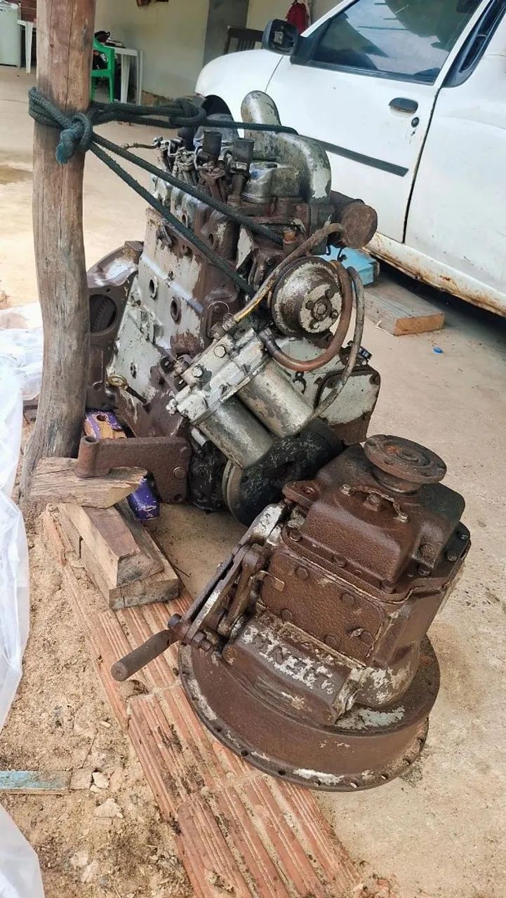 VENDO: Motor MWM 3 Cilindros (D229)  Com Caixa de Marcha - Foto 2