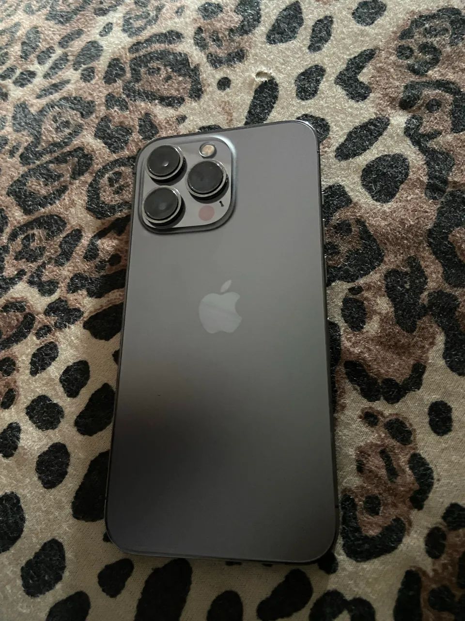 iPhone 13 Pro, $2.200 - Foto 2