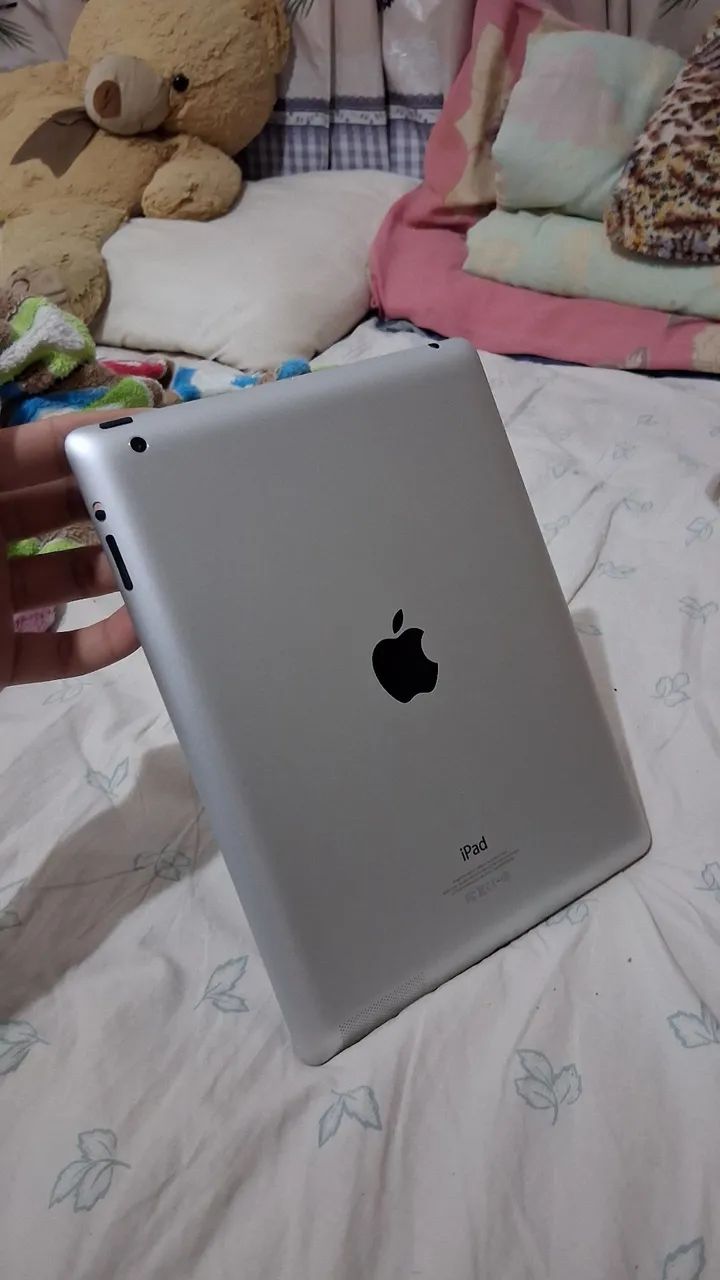 Vendo Iapd 4 Geração Perfeito para estudos! - Foto 2