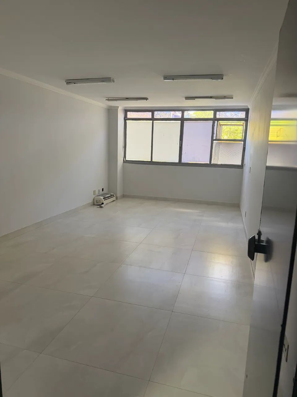 Sala na avenida independência Planaltina- Df ótima localização  - Foto 2