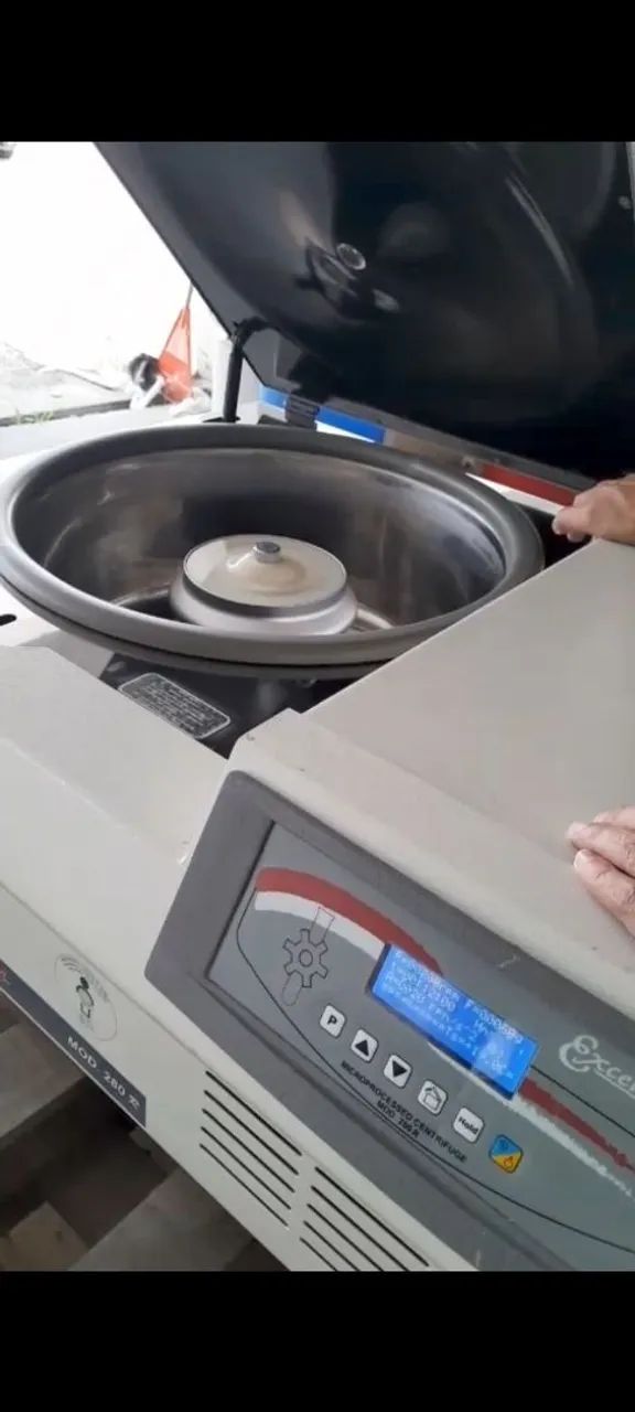 Centrífuga refrigerada de laboratório Excelsa 4 280-R - Foto 2