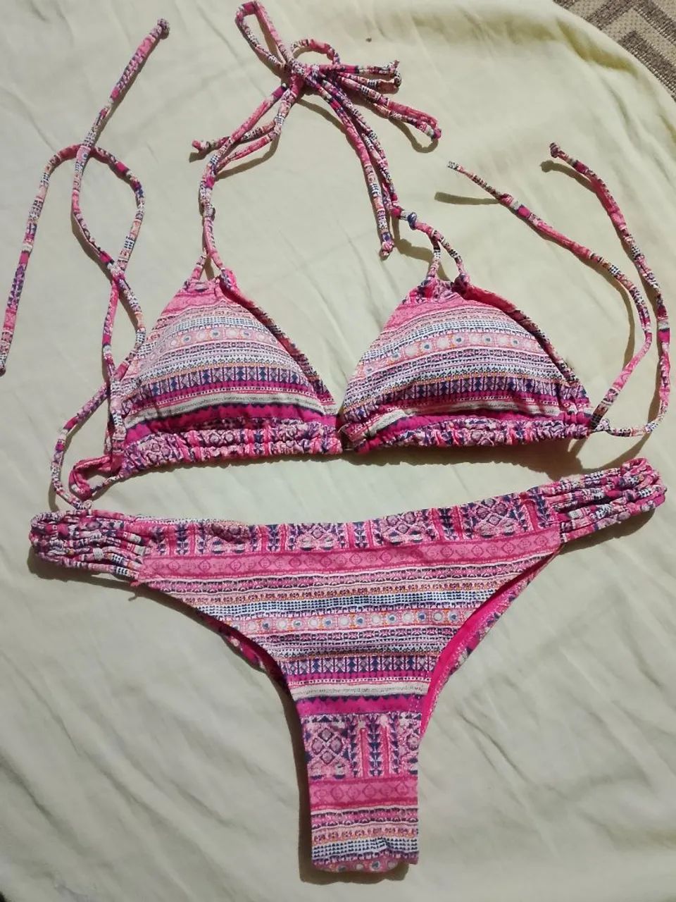 Bikini rosa tamanho P 