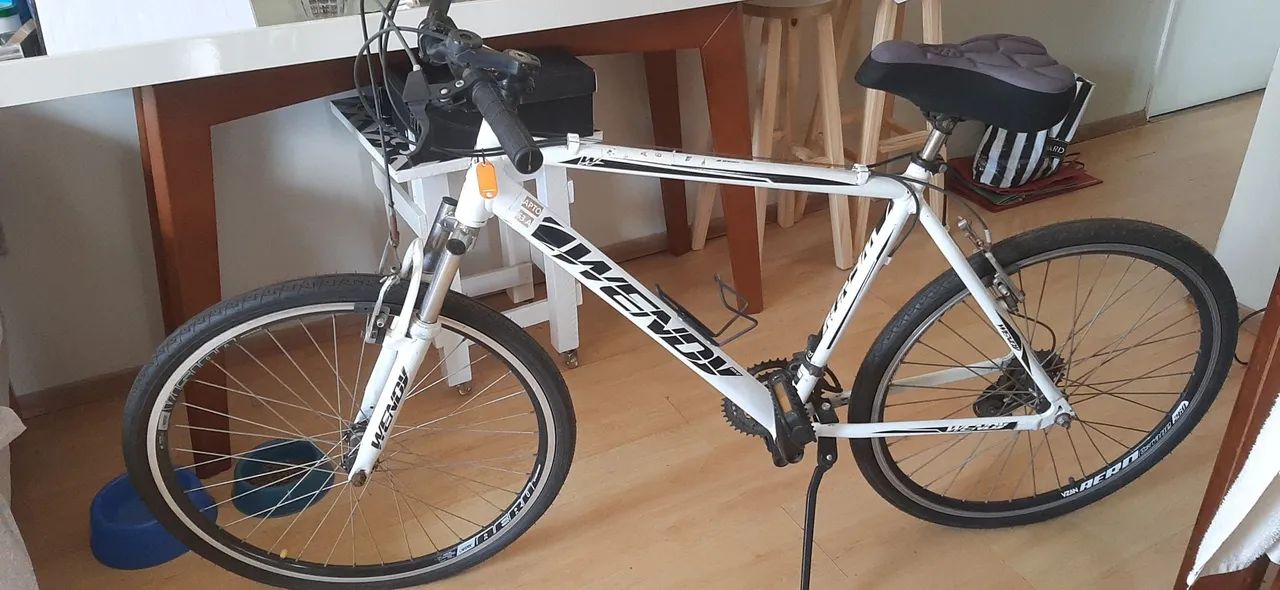 Bicicleta Aro 26 21 marchas - Foto 2