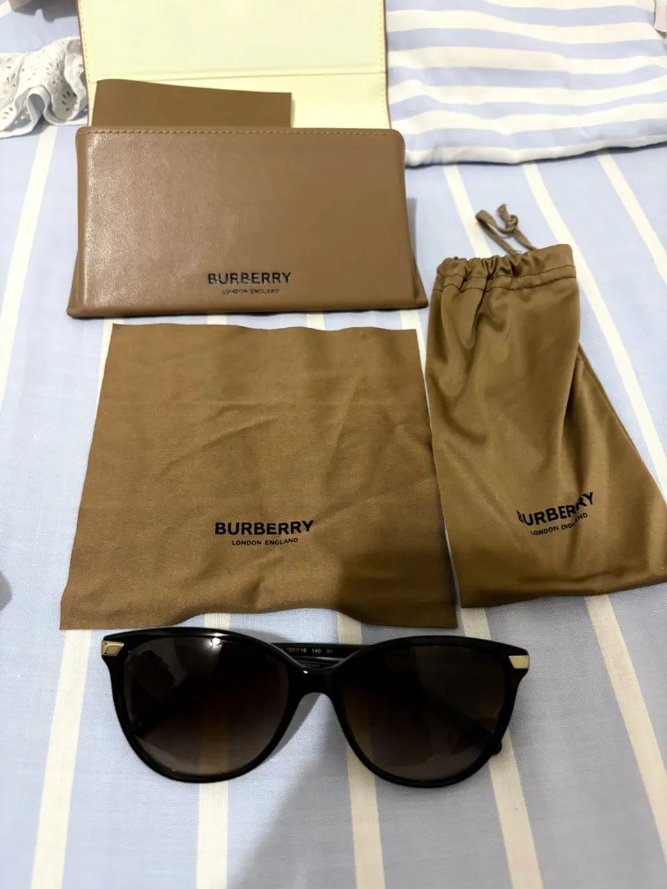 Oculos de sol Burberry - Foto 4
