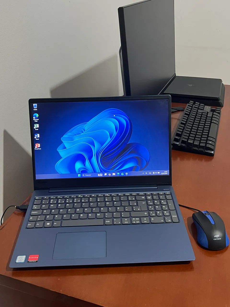 Notebook Lenovo i7, 500GB SSD, Windows 11