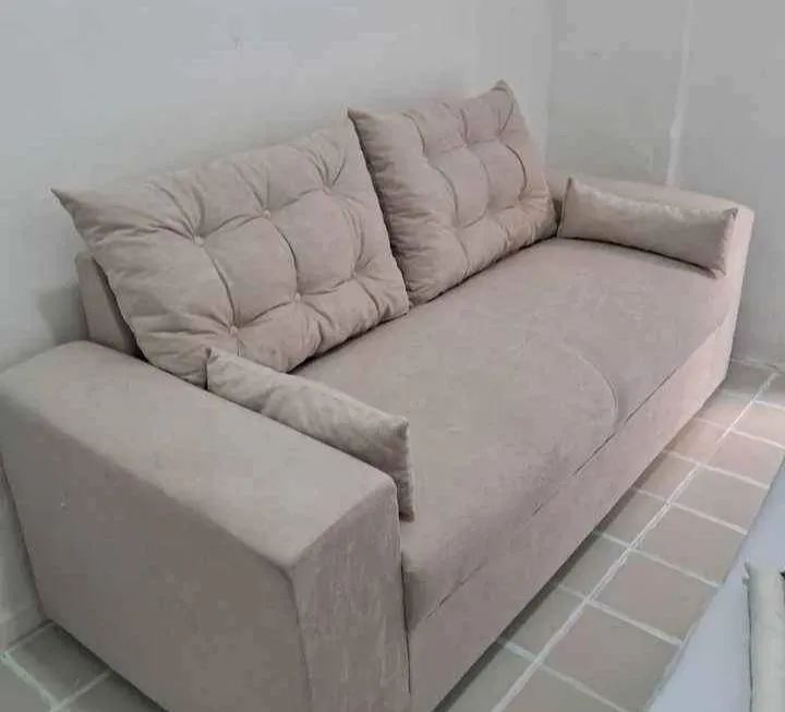 Sofa almofadado 3 lugares da fábrica  - Foto 2