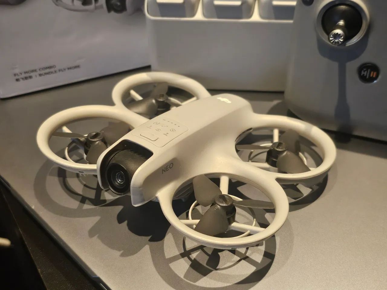 Drone DJI NEO (Fly More combo) como novo - Foto 2