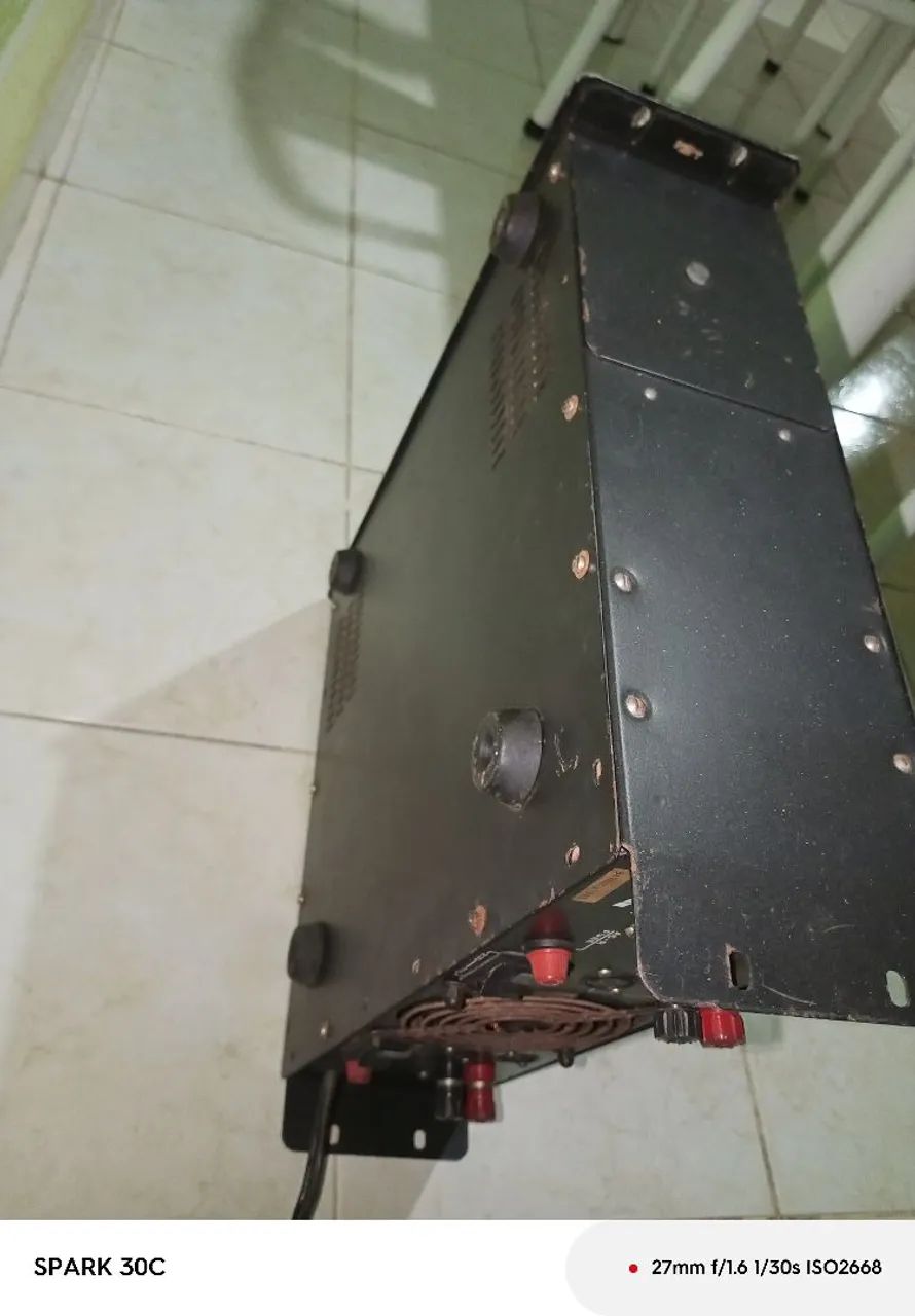 Amplificador de áudio profissional  - Foto 3