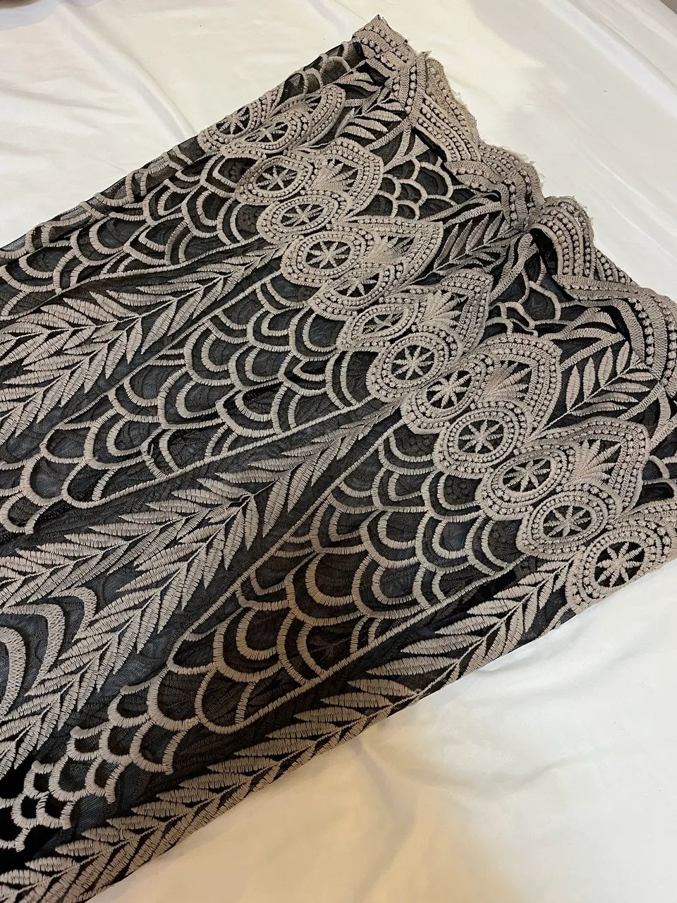 Vestido bordado para festa  - Foto 4