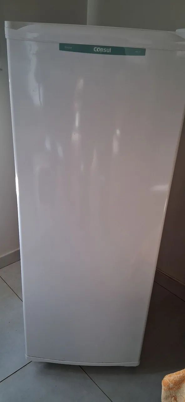 Freezer vertical cônsul 121ltrs 127volts  - Foto 2