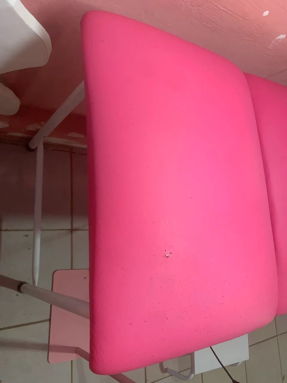 Vende-se essa maca reta de estética  - Foto 2