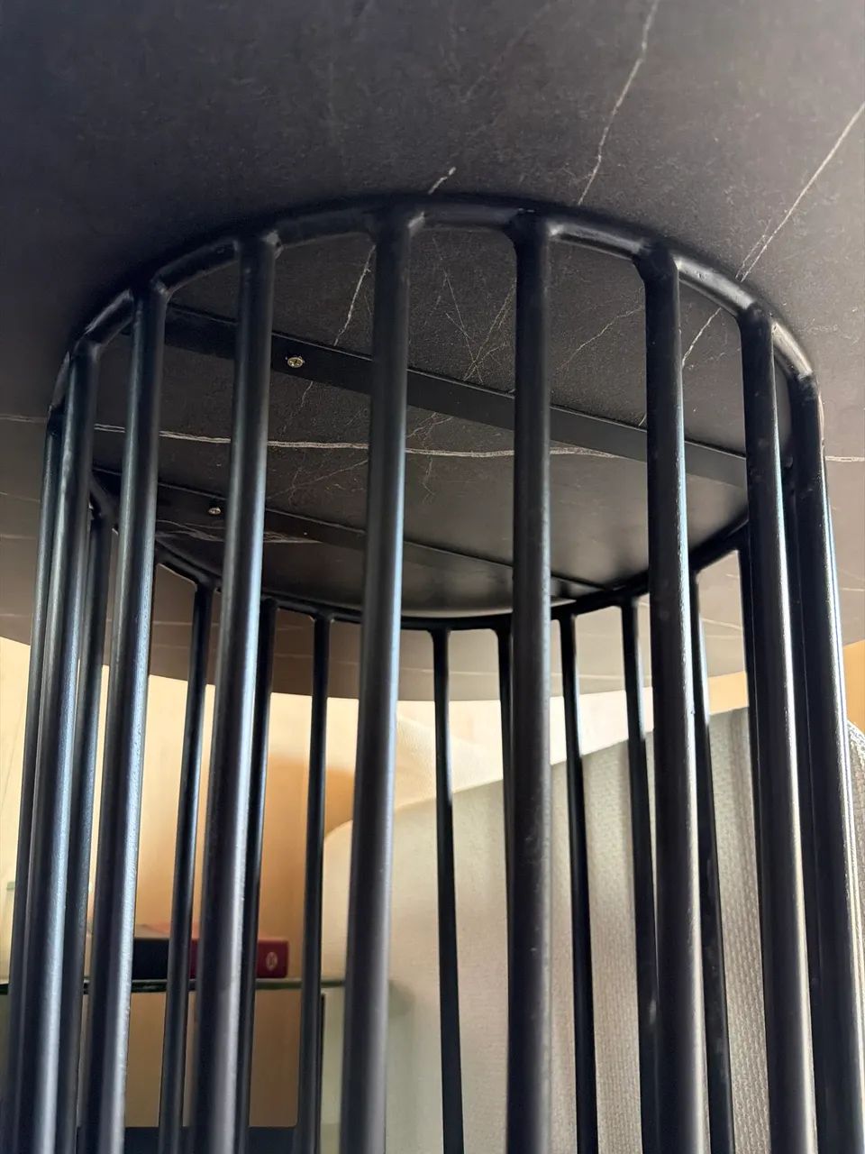 Mesa madeira redonda (Base de ferro) - Foto 5