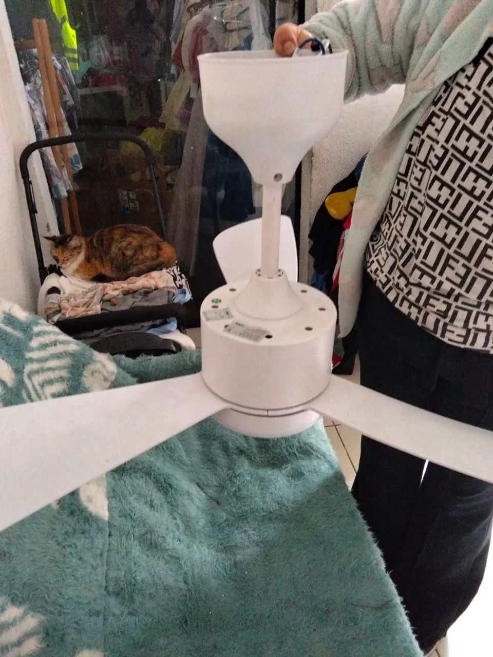 Ventilador de teto com luminária  - Foto 2