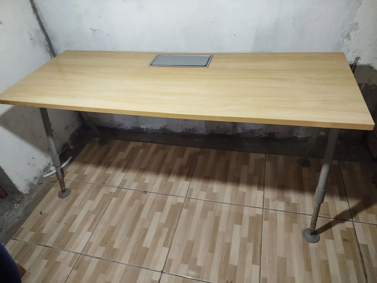 Mesa de Escritório profissional usada