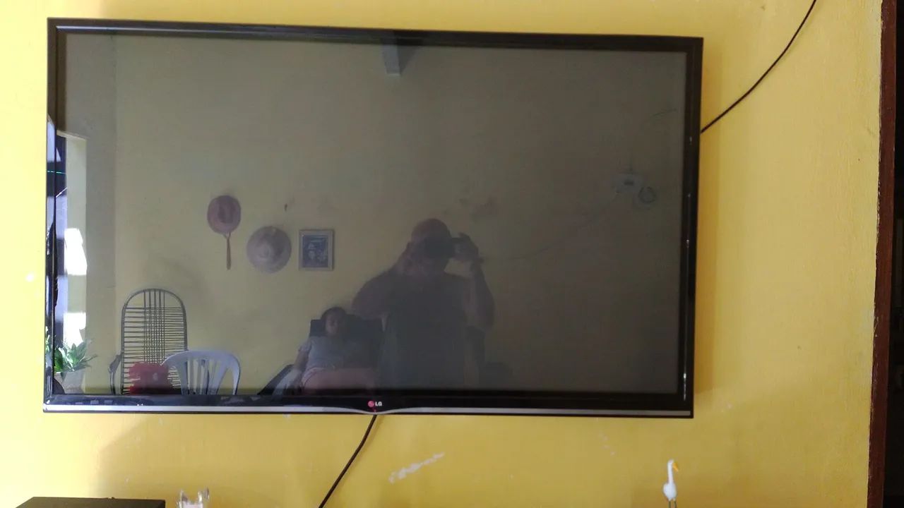 tv LG 50 polegadas smart de plasma perfeita tv  - Foto 3