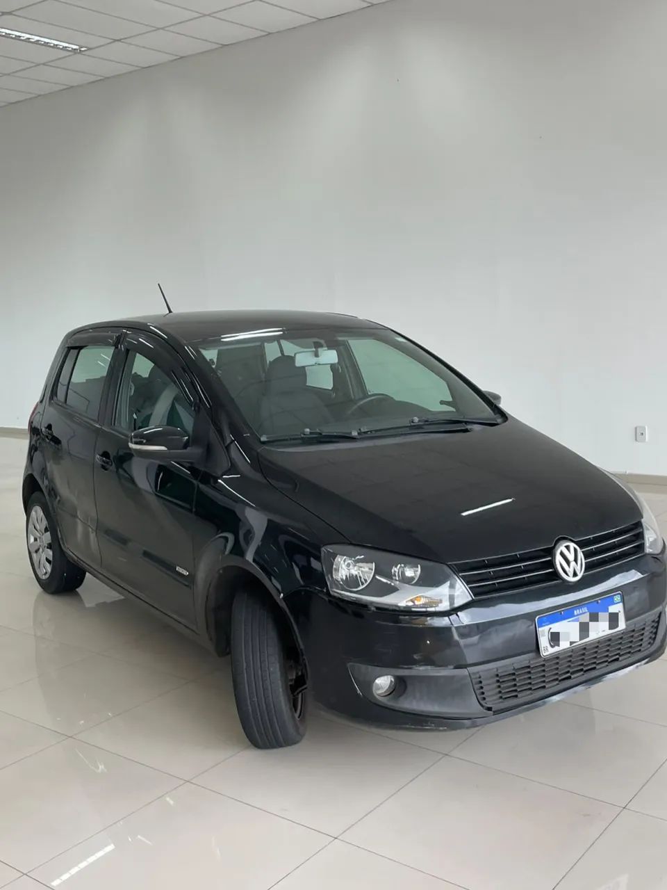Volkswagen Fox 1.0 MI Total Flex 8V 5P 2013