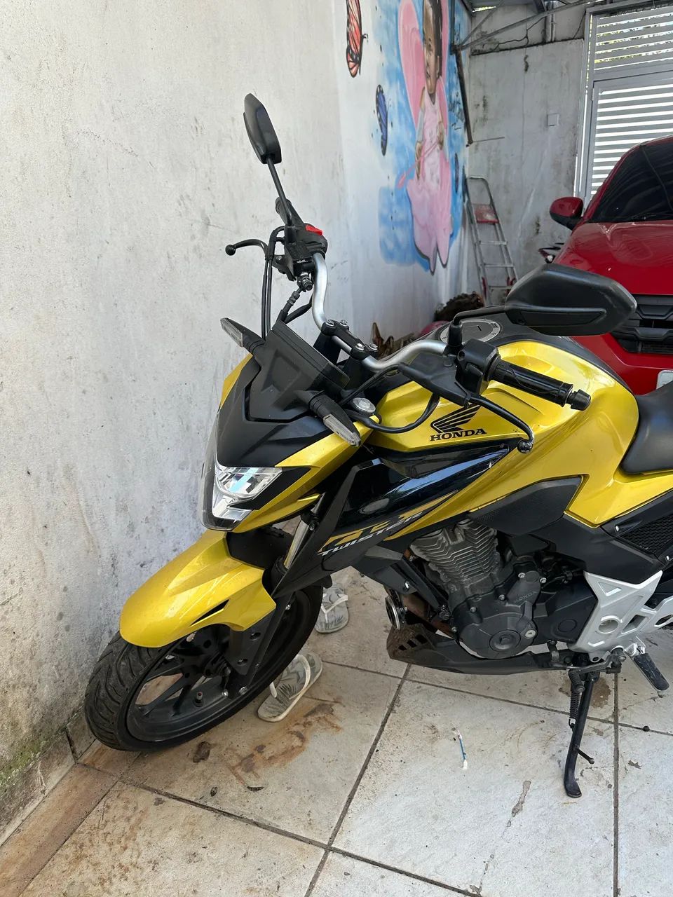 Cb 300