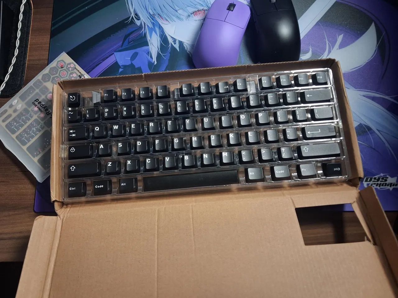 Keycaps Preto e Branco WOB 