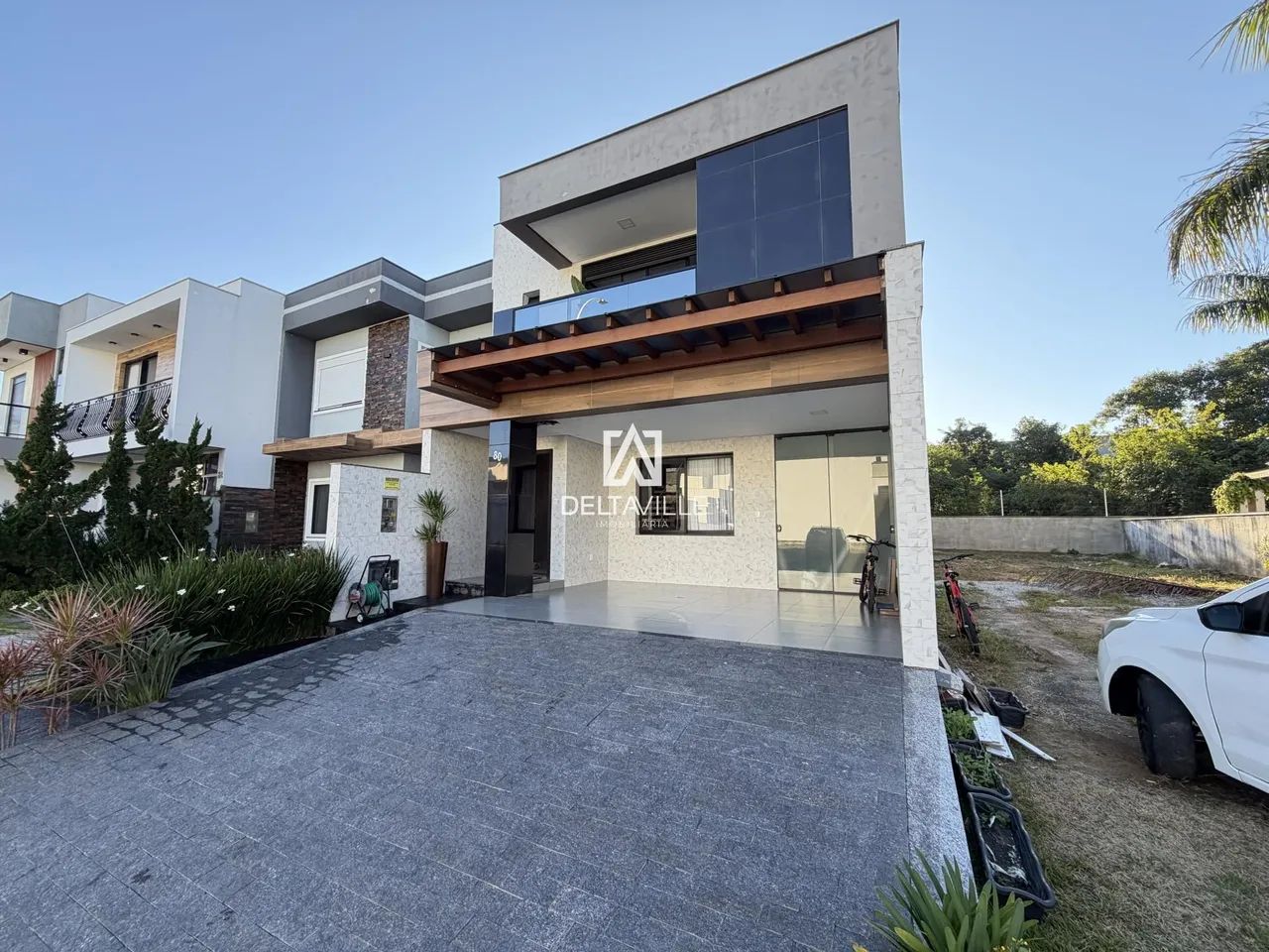 Casa Três(3) Quartos Com Suíte,Banheira e Piscina - Foto 3