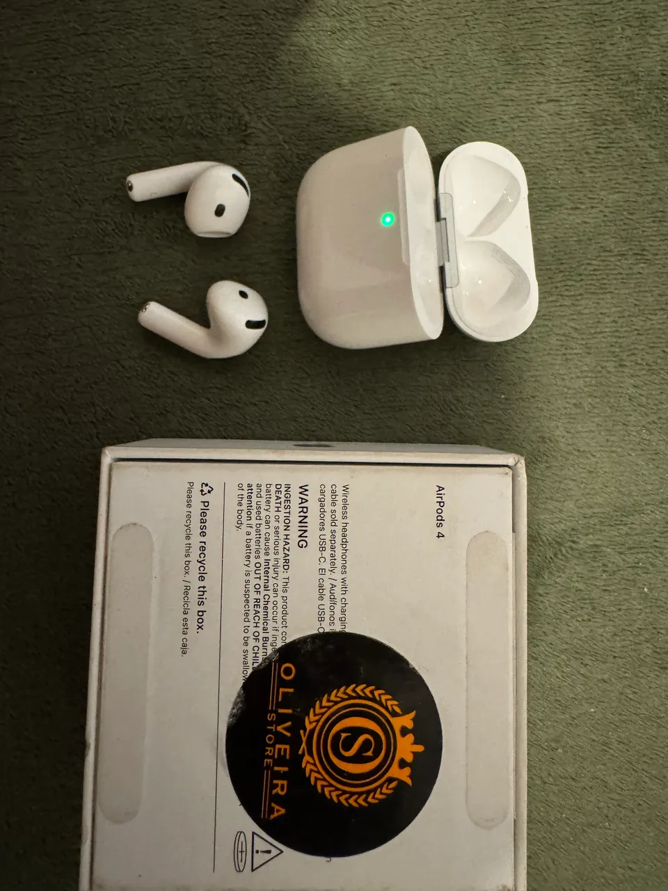 Airpods 4 Lacrado Modelo: A3050 A3053 A3058 - Acessórios de
