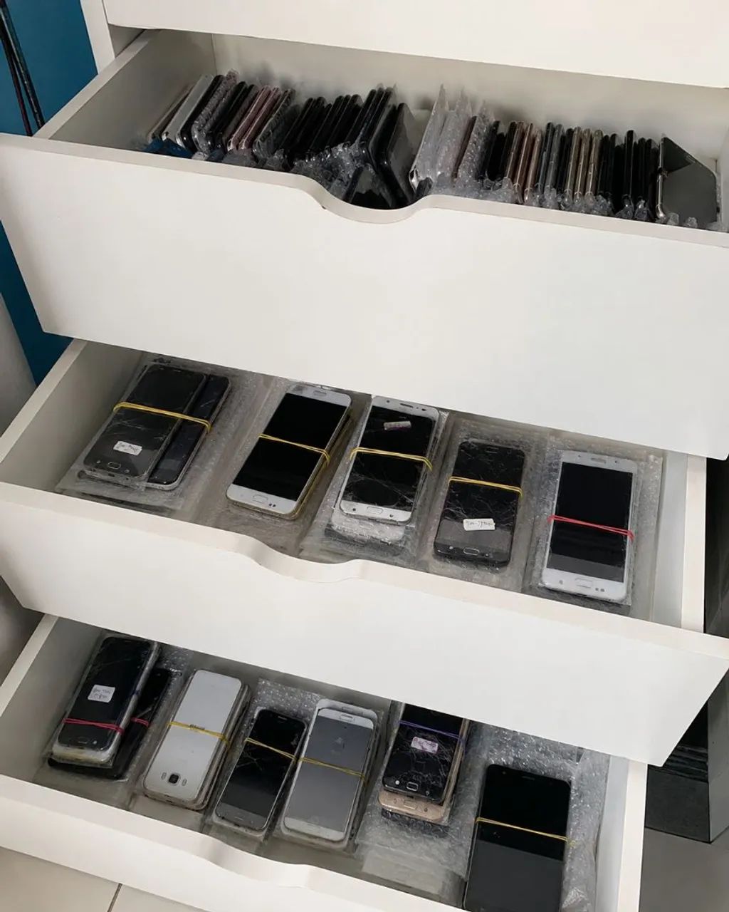 TELA DE CELULAR 