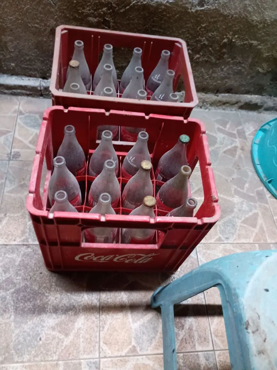 2 caixa de coca cola com uis vidros completo  - Foto 4