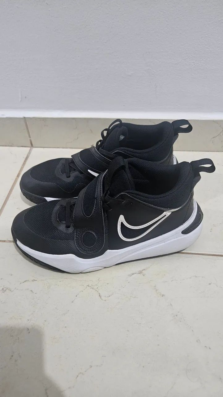 Tênis Nike Team Hustle D 11  Número 38  ( Estado zero ) - Foto 2
