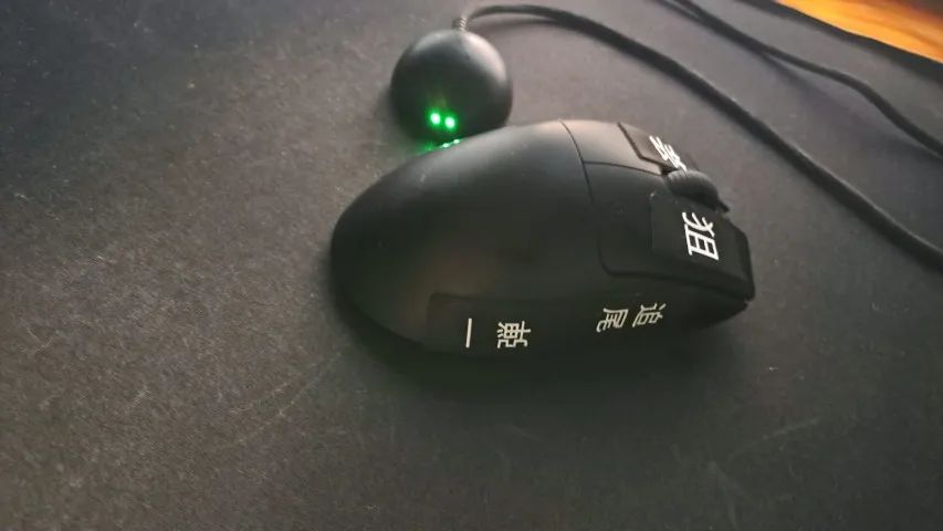 Mouse Razer Deathadder v4 Pro Equipado  - Foto 2