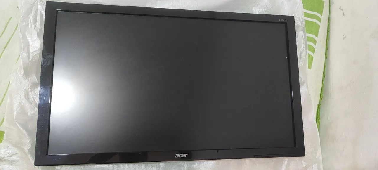 Monitor Acer 24 p 144hz 1 ms - Foto 4
