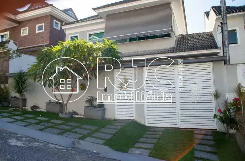 Imóvel para venda com 193 metros quadrados com 3 quartos em Pechincha - Rio de Janeiro - R