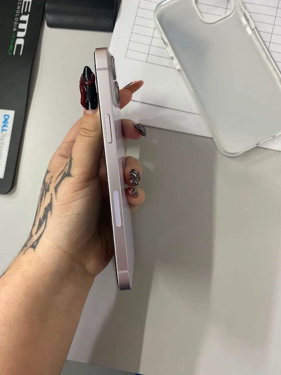 iPhone 14 plus 256gb lilás  - Foto 4
