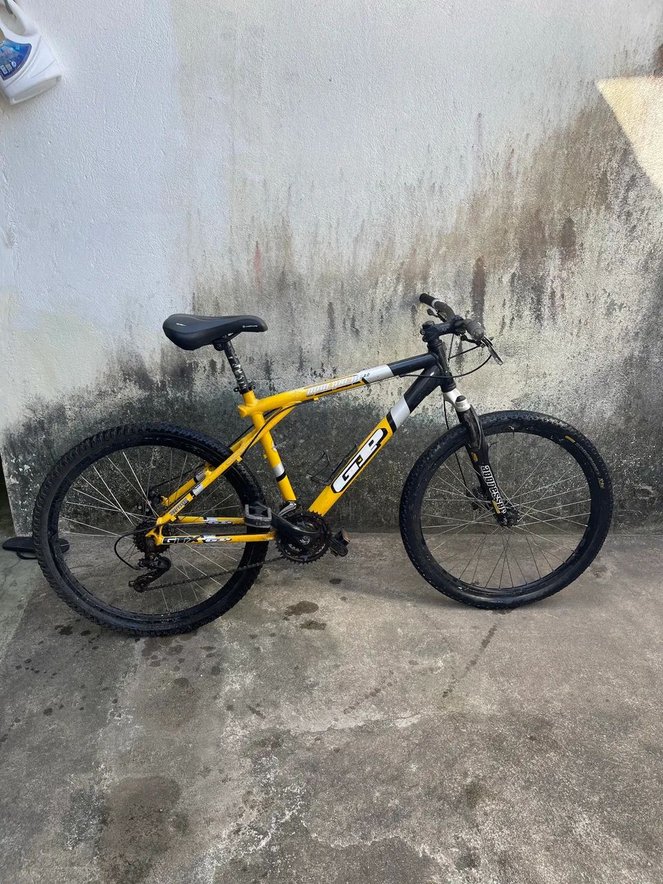 Bicicleta GP Avalanche