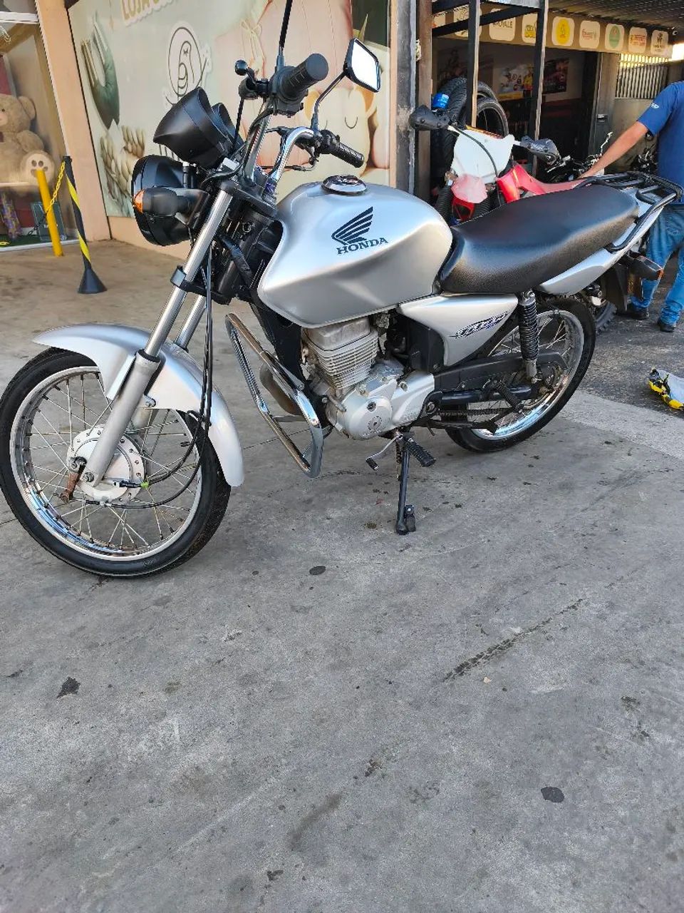Titan 150 ks  - Foto 3
