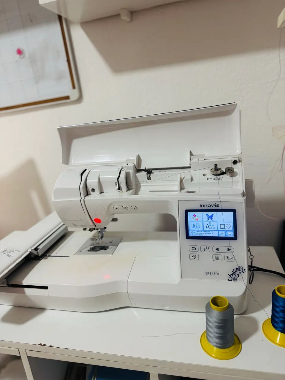 Máquina de bordado Brother BP1430