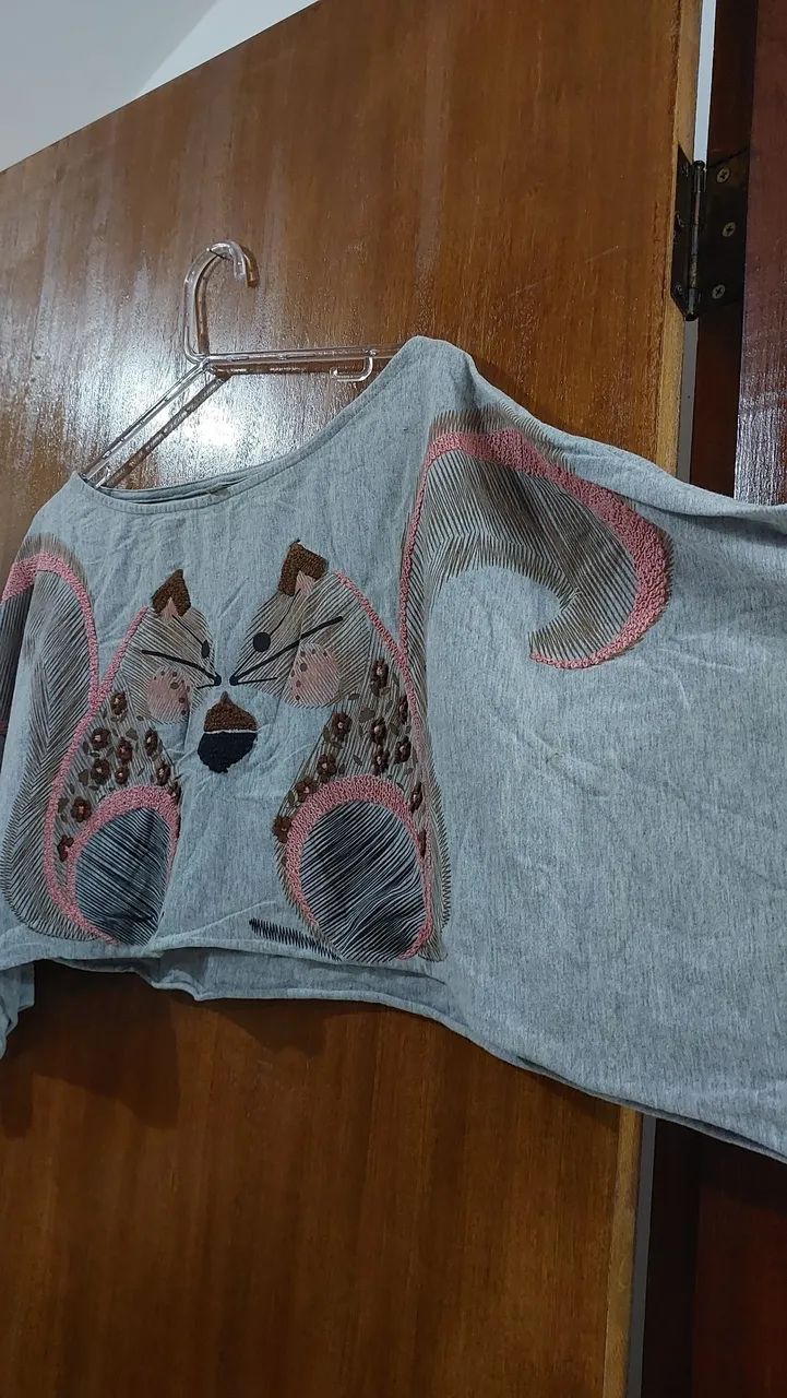 blusa cropped cinza - Foto 3